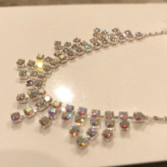 Jewelry - Iridescent Necklace & Dangling Earrings Set